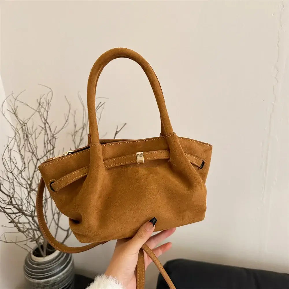 Bolsa de Mão em Veludo modelo Jolie Marrom - Yanatari