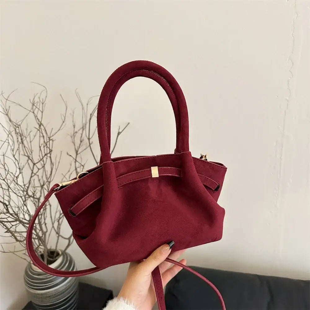 Bolsa de Mão em Veludo modelo Jolie Vermelho Borgonha - Yanatari