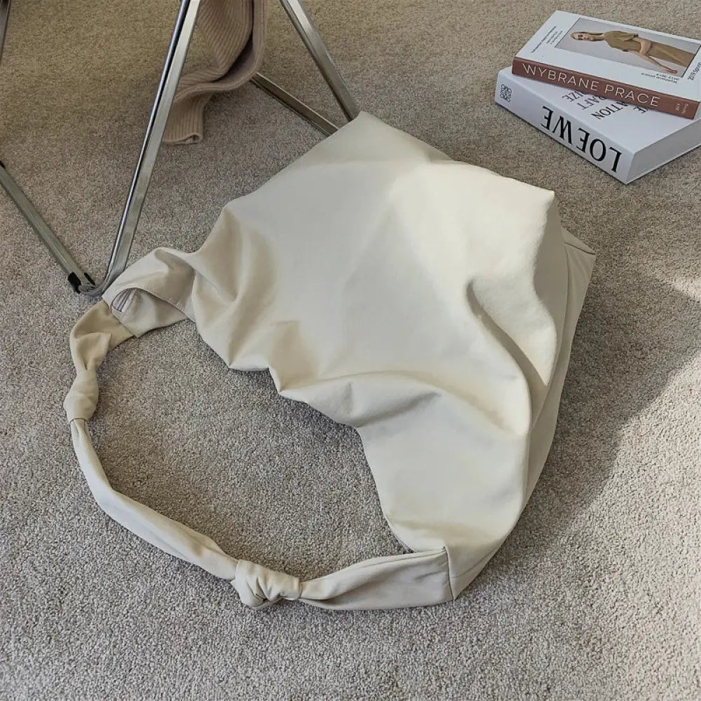 Bolsa Tote em Nylon Valentina - Branco Bolsa Tote em Nylon Valentina - Branco