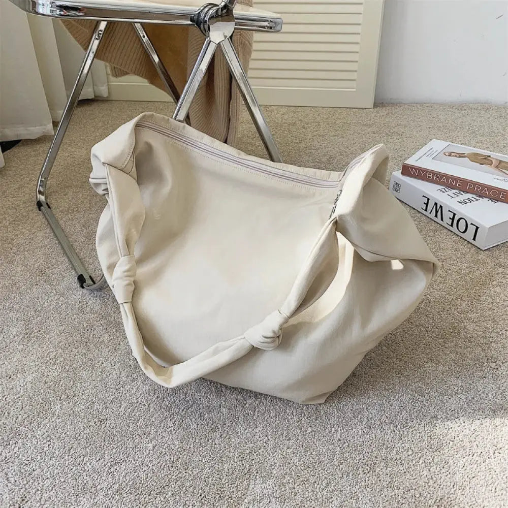 Bolsa Tote em Nylon Valentina - Branco Bolsa Tote em Nylon Valentina - Branco