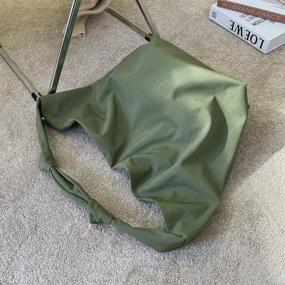 Bolsa Tote em Nylon Valentina - Verde Verde Bolsa Tote em Nylon Valentina