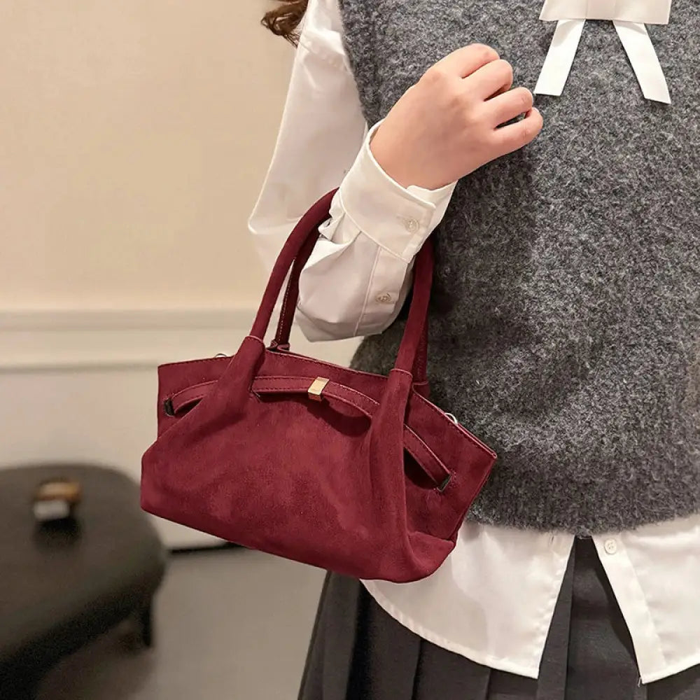 Bolsa de Mão em Veludo modelo Jolie Vermelho Borgonha - Yanatari