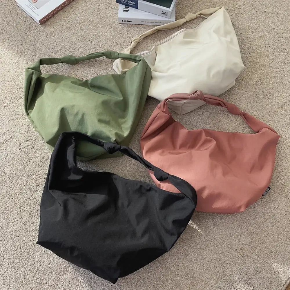 Bolsa Tote em Nylon Valentina - Branco Bolsa Tote em Nylon Valentina - Branco