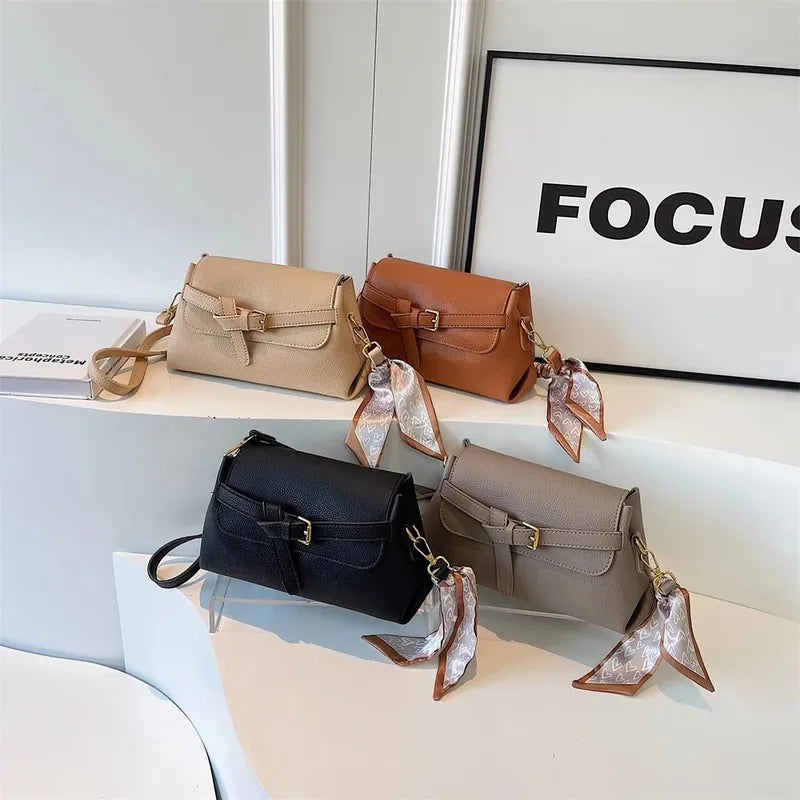 Bolsa Transversal em Couro Louise - Bege