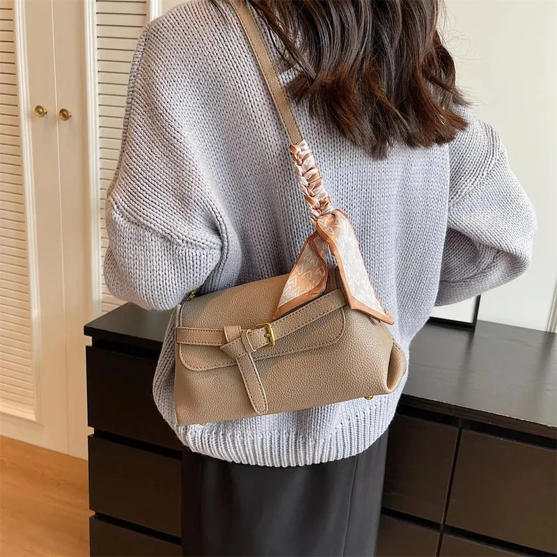 Bolsa Transversal em Couro Louise - Caqui