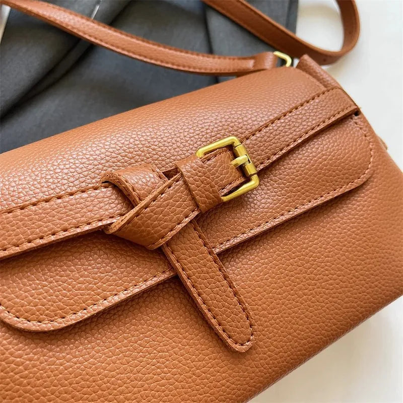 Bolsa Transversal em Couro Louise - Marrom