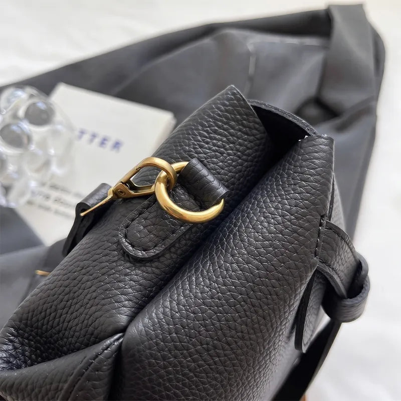 Bolsa Transversal em Couro Louise - Preto