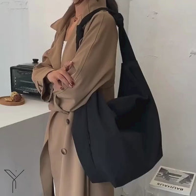 Bolsa Tote em Nylon Valentina